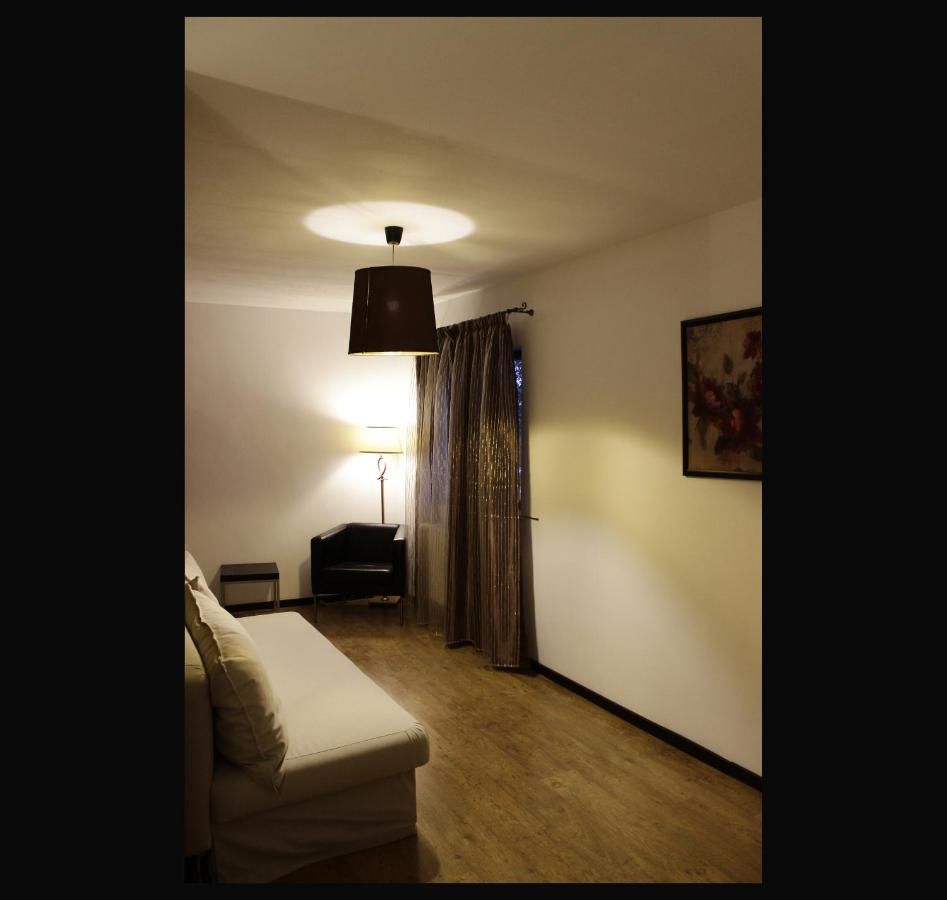 Отели типа «постель и завтрак» La Livada Отопень-34