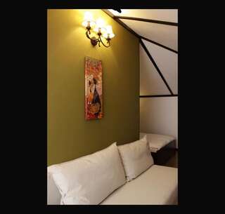 Отели типа «постель и завтрак» La Livada Отопень Номер-студио с диваном-кроватью-5