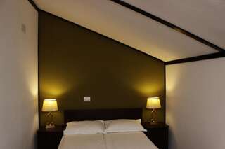 Отели типа «постель и завтрак» La Livada Отопень Номер-студио с диваном-кроватью-16